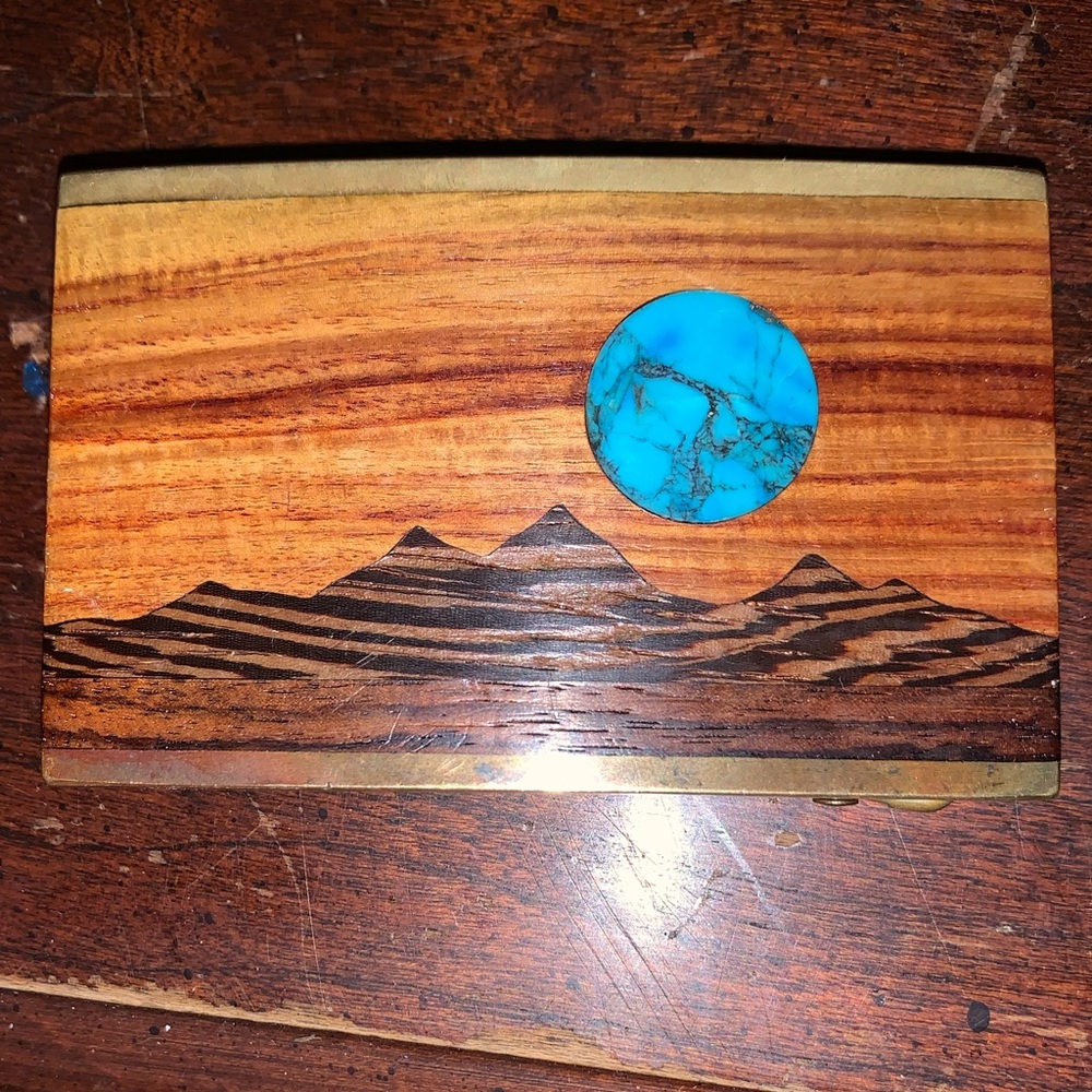 Belt buckle